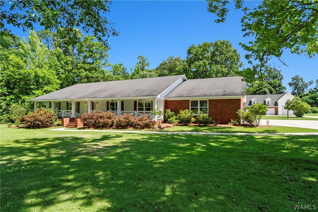 11417 Woodbank Rdg, Tuscaloosa, AL 35405