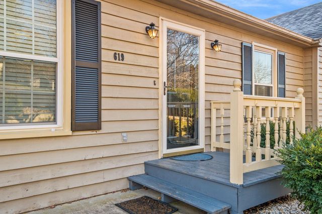 619 ESSEX DR, Staunton, VA 24401