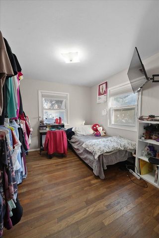 5471 W 78th Lane, Schererville, IN 46375