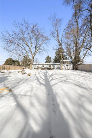 5471 W 78th Lane, Schererville, IN 46375