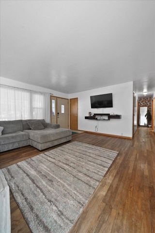 5471 W 78th Lane, Schererville, IN 46375