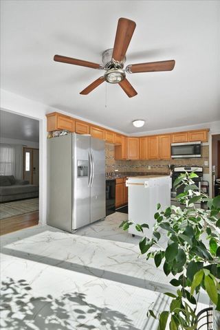 5471 W 78th Lane, Schererville, IN 46375