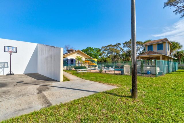 681 WELLINGTON STATION BOULEVARD 4, Ormond Beach, FL 32174