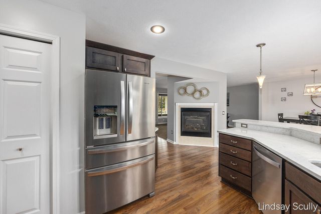 7855 Meadowood Drive, Hudsonville, MI 49426