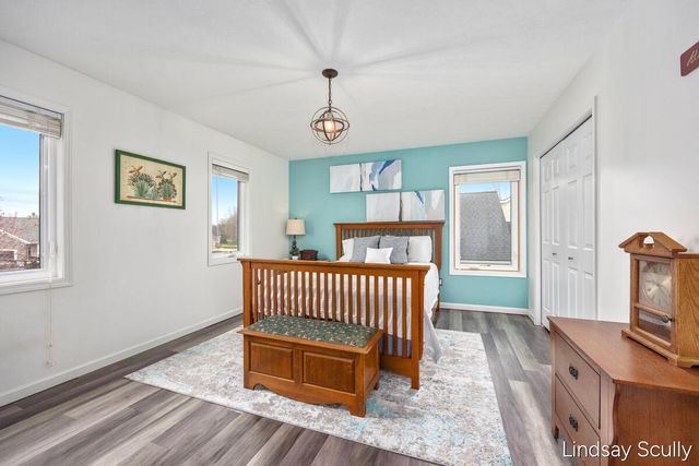 7855 Meadowood Drive, Hudsonville, MI 49426