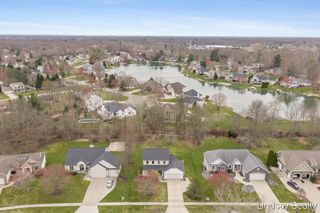 7855 Meadowood Drive, Hudsonville, MI 49426