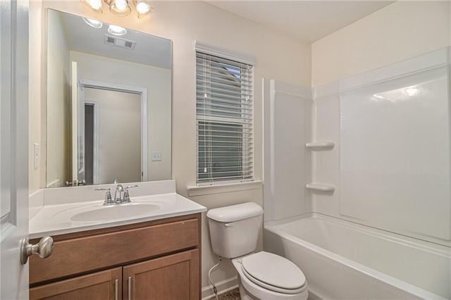 5004 Longview Walk, Decatur, GA 30035