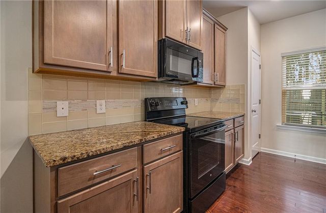 5004 Longview Walk, Decatur, GA 30035