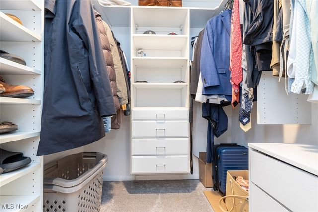 4775 SOM Center Road, Moreland Hills, OH 44022