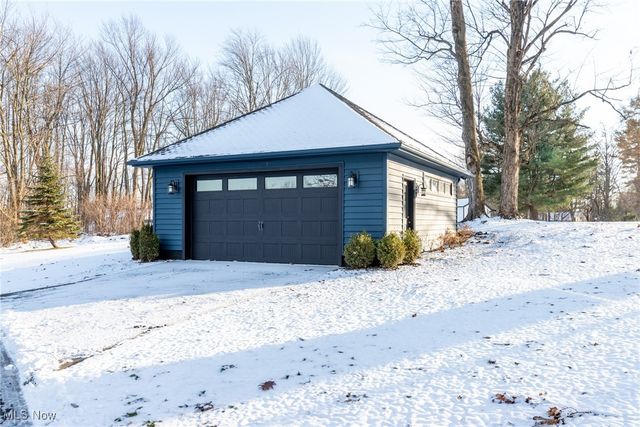 4775 SOM Center Road, Moreland Hills, OH 44022