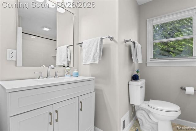43600 Crowley Road, Belleville, MI 48111