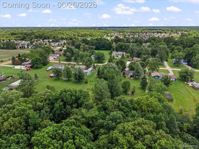 43600 Crowley Road, Belleville, MI 48111