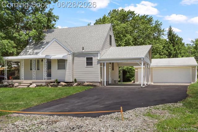43600 Crowley Road, Belleville, MI 48111