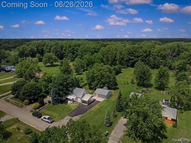43600 Crowley Road, Belleville, MI 48111