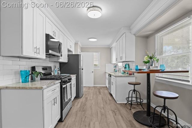 43600 Crowley Road, Belleville, MI 48111