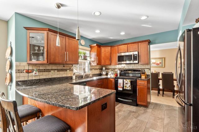 8892 Rambling Ridge Drive, West Chester, OH 45069