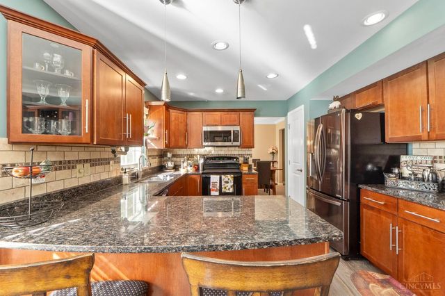 8892 Rambling Ridge Drive, West Chester, OH 45069