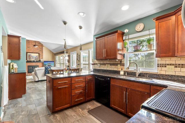 8892 Rambling Ridge Drive, West Chester, OH 45069