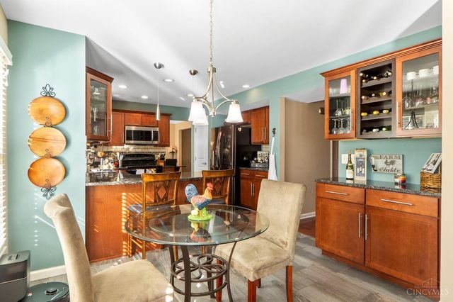 8892 Rambling Ridge Drive, West Chester, OH 45069