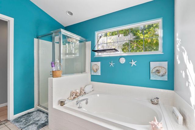 8892 Rambling Ridge Drive, West Chester, OH 45069