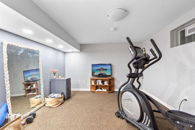 8892 Rambling Ridge Drive, West Chester, OH 45069