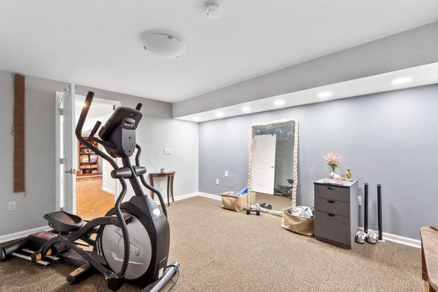 8892 Rambling Ridge Drive, West Chester, OH 45069