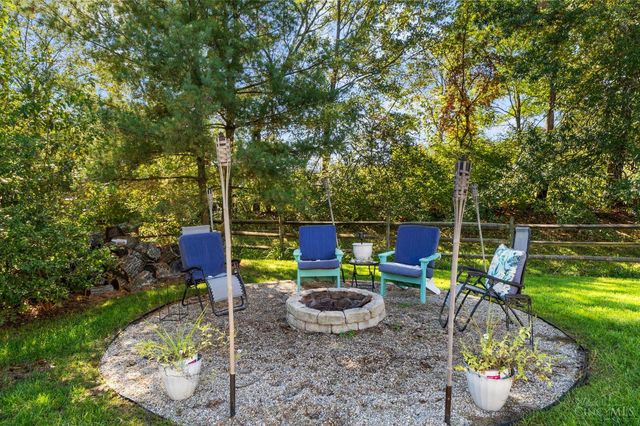 8892 Rambling Ridge Drive, West Chester, OH 45069