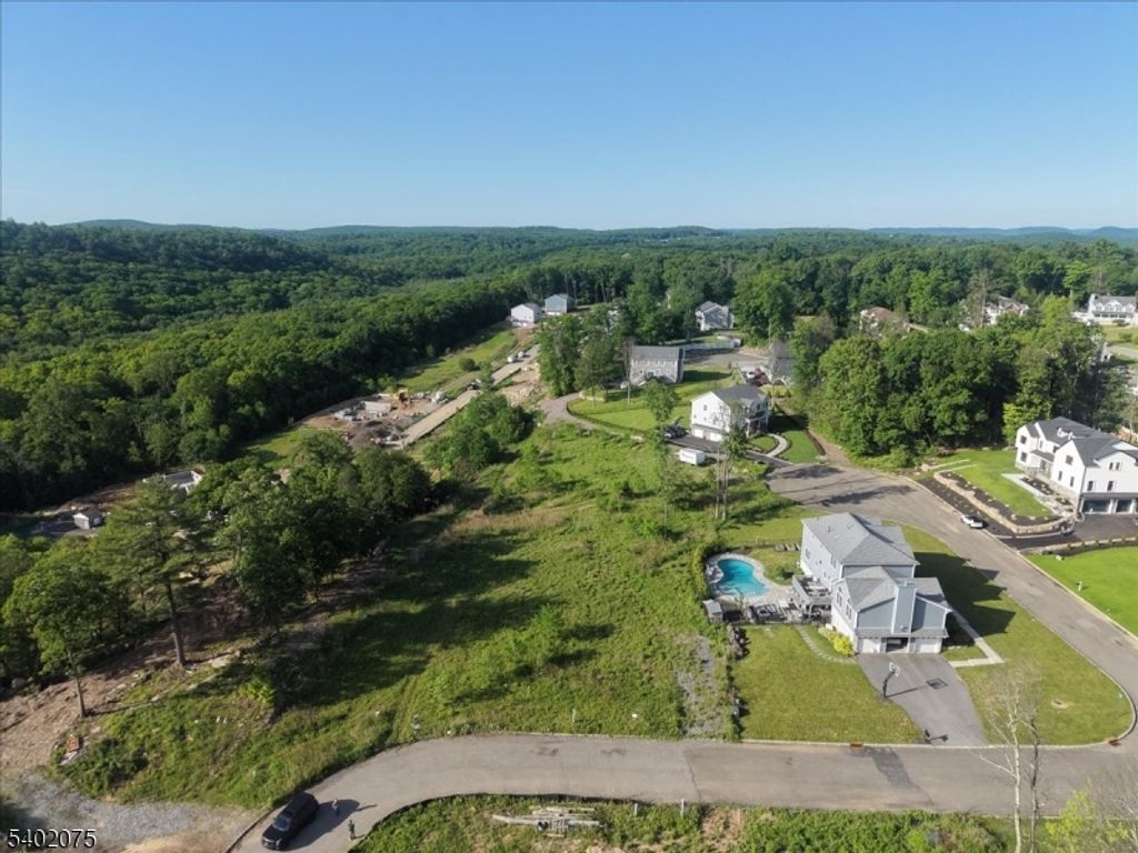 60 Heritage Dr, West Milford Twp., NJ 07480 — photo 2