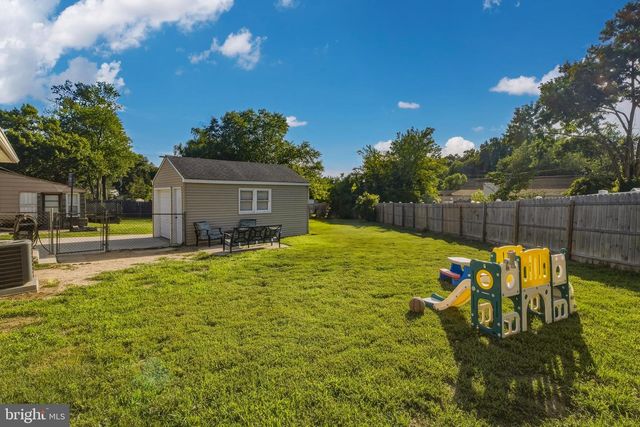 1183 HARKER AVE, West Deptford, NJ 08096