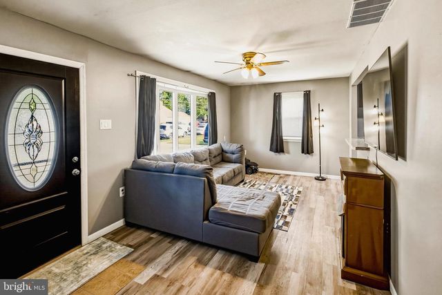 1183 HARKER AVE, West Deptford, NJ 08096