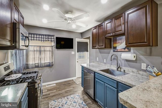1183 HARKER AVE, West Deptford, NJ 08096