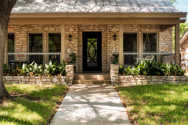 10810 Pinehurst DR 1, Austin, TX 78747