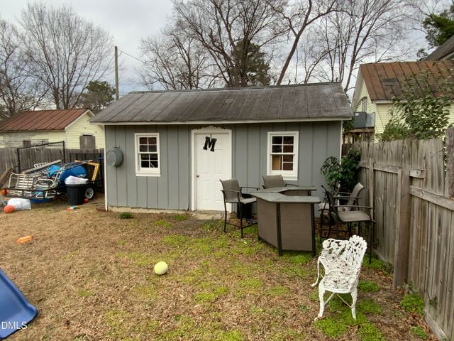 304 W Harnett Street, Dunn, NC 28334