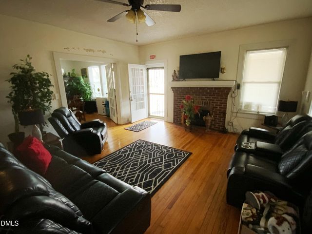 304 W Harnett Street, Dunn, NC 28334