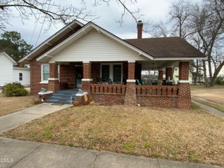 304 W Harnett Street, Dunn, NC 28334