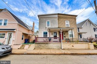8 NORTH ST, Ambler, PA 19002