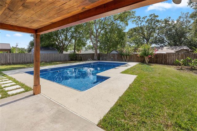 327 SE 50TH AVENUE, Ocala, FL 34471