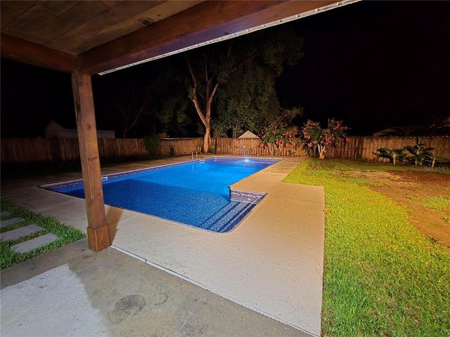327 SE 50TH AVENUE, Ocala, FL 34471