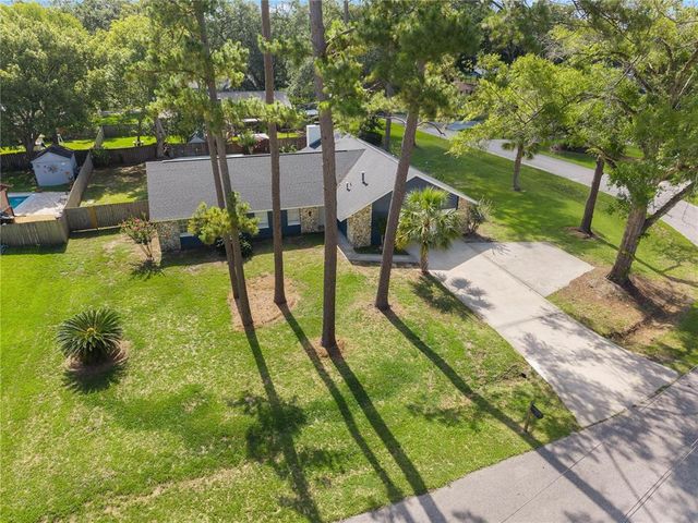 327 SE 50TH AVENUE, Ocala, FL 34471