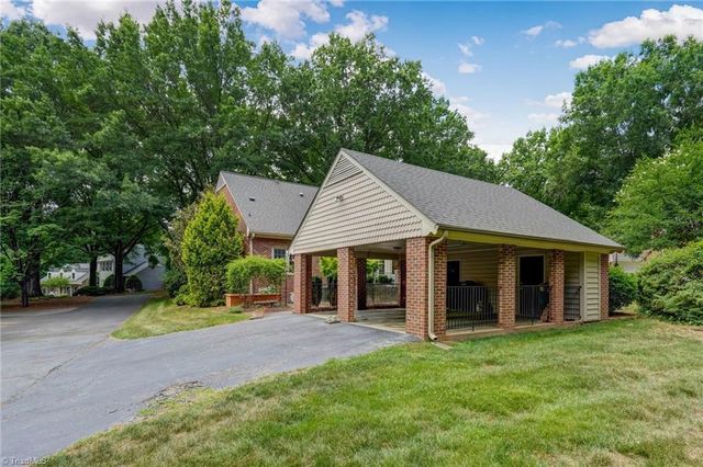 2813 Silas Ridge Road, Winston-salem, NC 27106