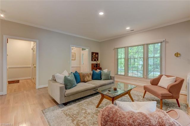 2813 Silas Ridge Road, Winston-salem, NC 27106