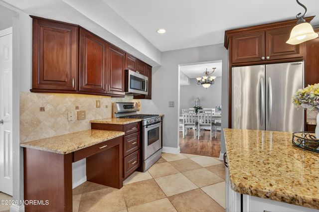3 Annie Drive, Howell, NJ 07731