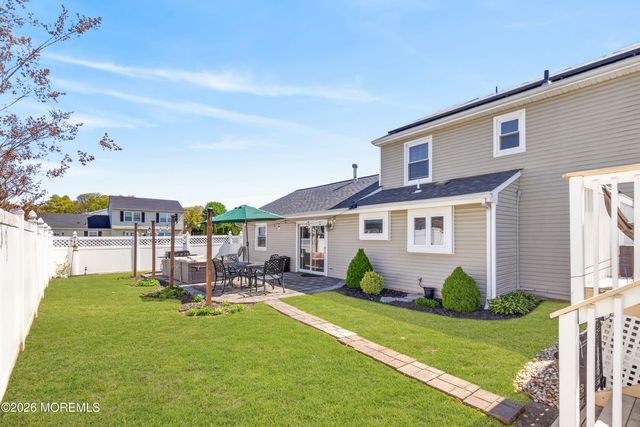 3 Annie Drive, Howell, NJ 07731
