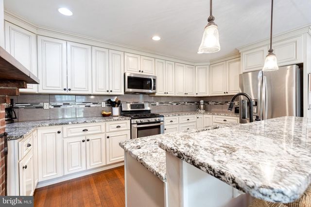 6130 LAWYERS HILL RD, Elkridge, MD 21075