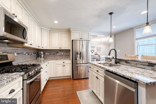 6130 LAWYERS HILL RD, Elkridge, MD 21075