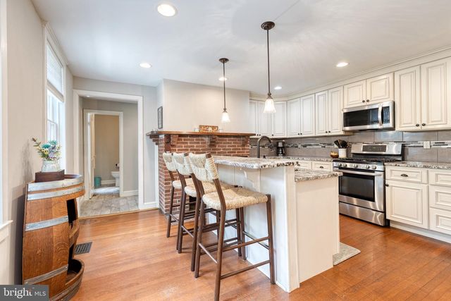 6130 LAWYERS HILL RD, Elkridge, MD 21075