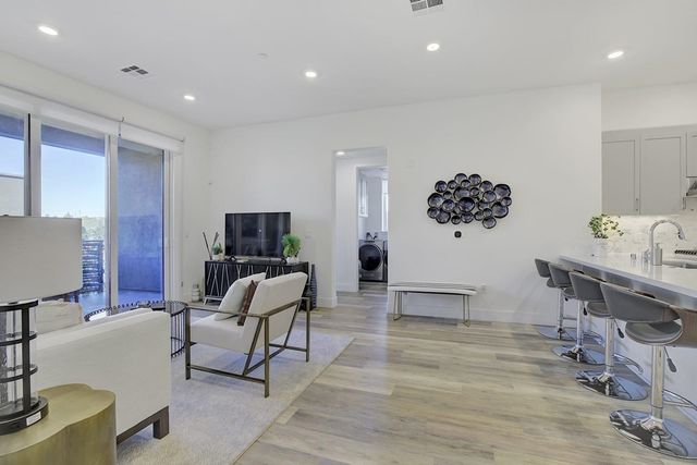 45378 Tom Blalock St 302, Fremont, CA 94539