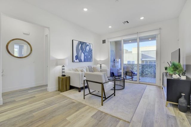 45378 Tom Blalock St 302, Fremont, CA 94539