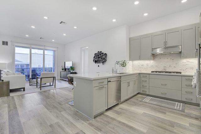 45378 Tom Blalock St 302, Fremont, CA 94539