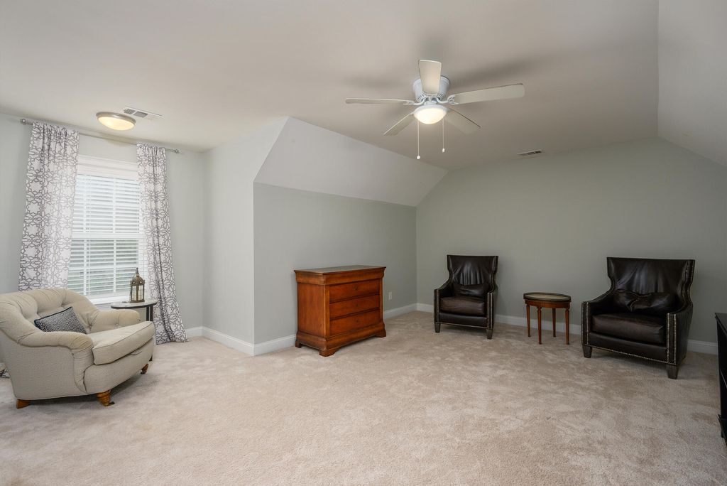 Image 21 of property listing at 17 Cutter Circle, Bluffton, SC 29909